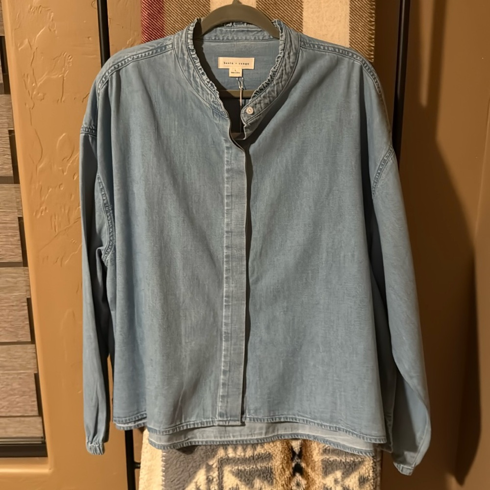 NWT Basin & Range Denim Blouse L